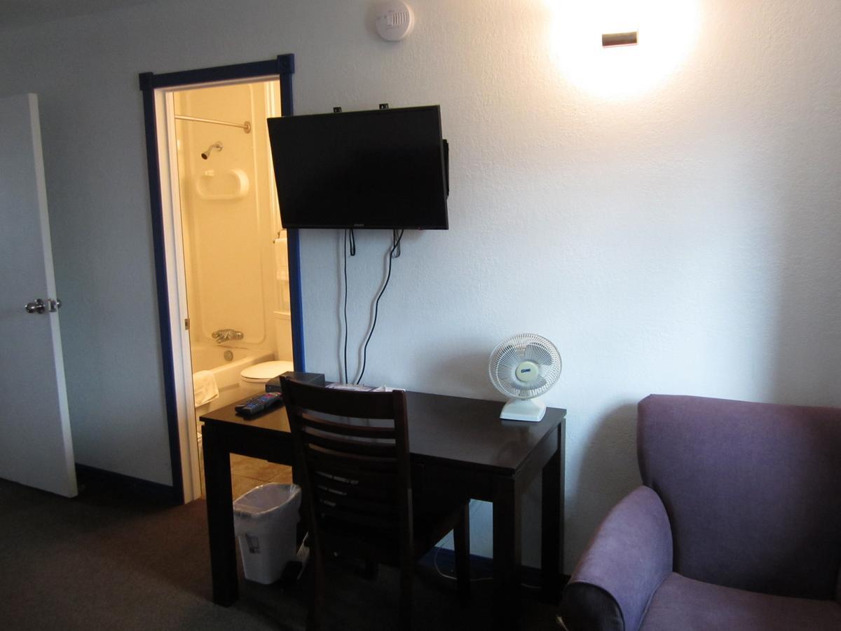 Nisutlin Trading Post Motel Teslin Quarto foto